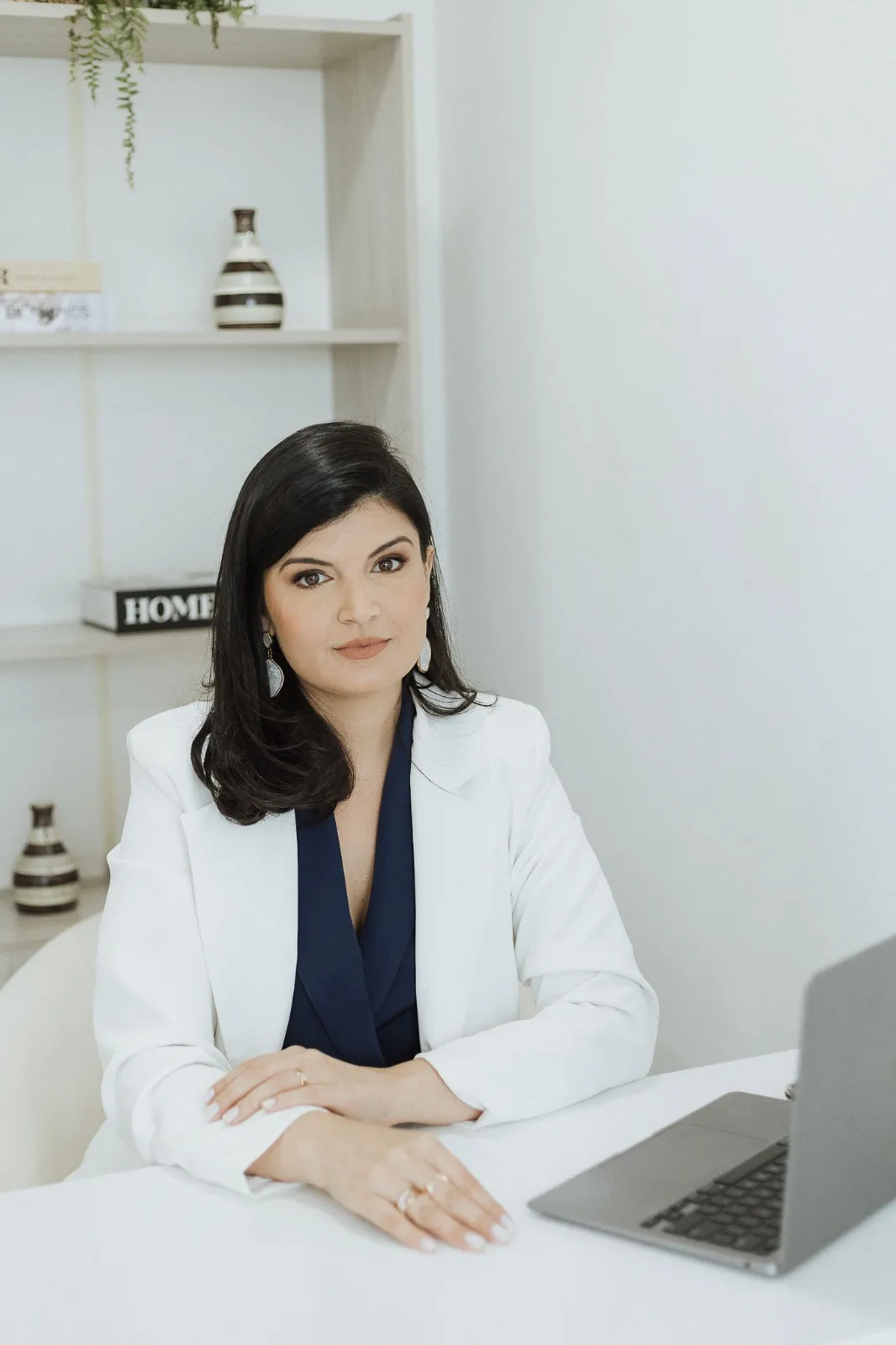 Dra. Nohana em Reunião
